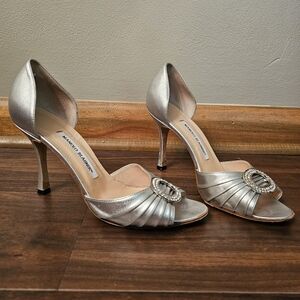 MANOLO BLAHNIKSilver Leather And Crystal Sedaraby D'Orsary Peep-Toe Pumps
